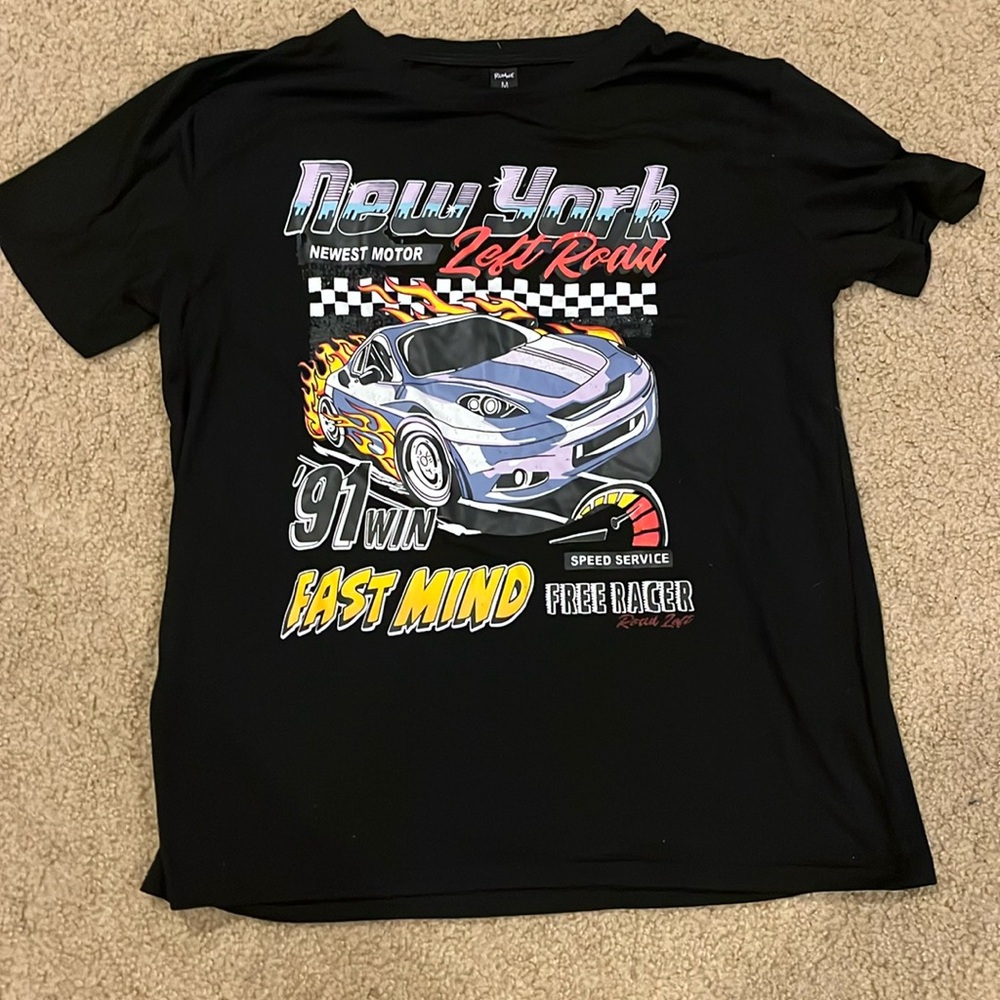 New York Car Graphic Tee Men’s medium